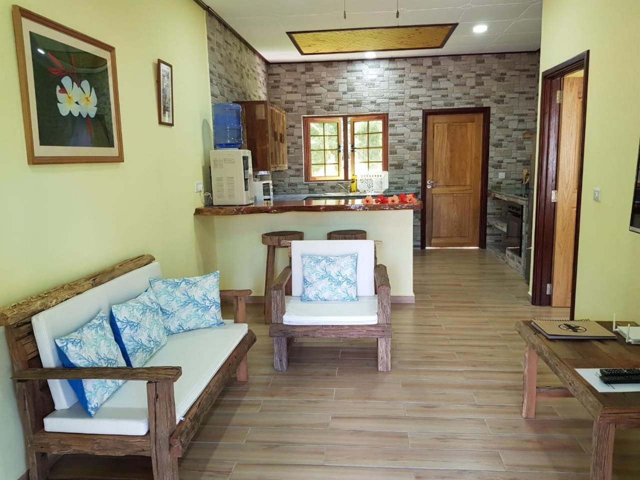 La Passe Holiday Villa Ла-Диг Экстерьер фото
