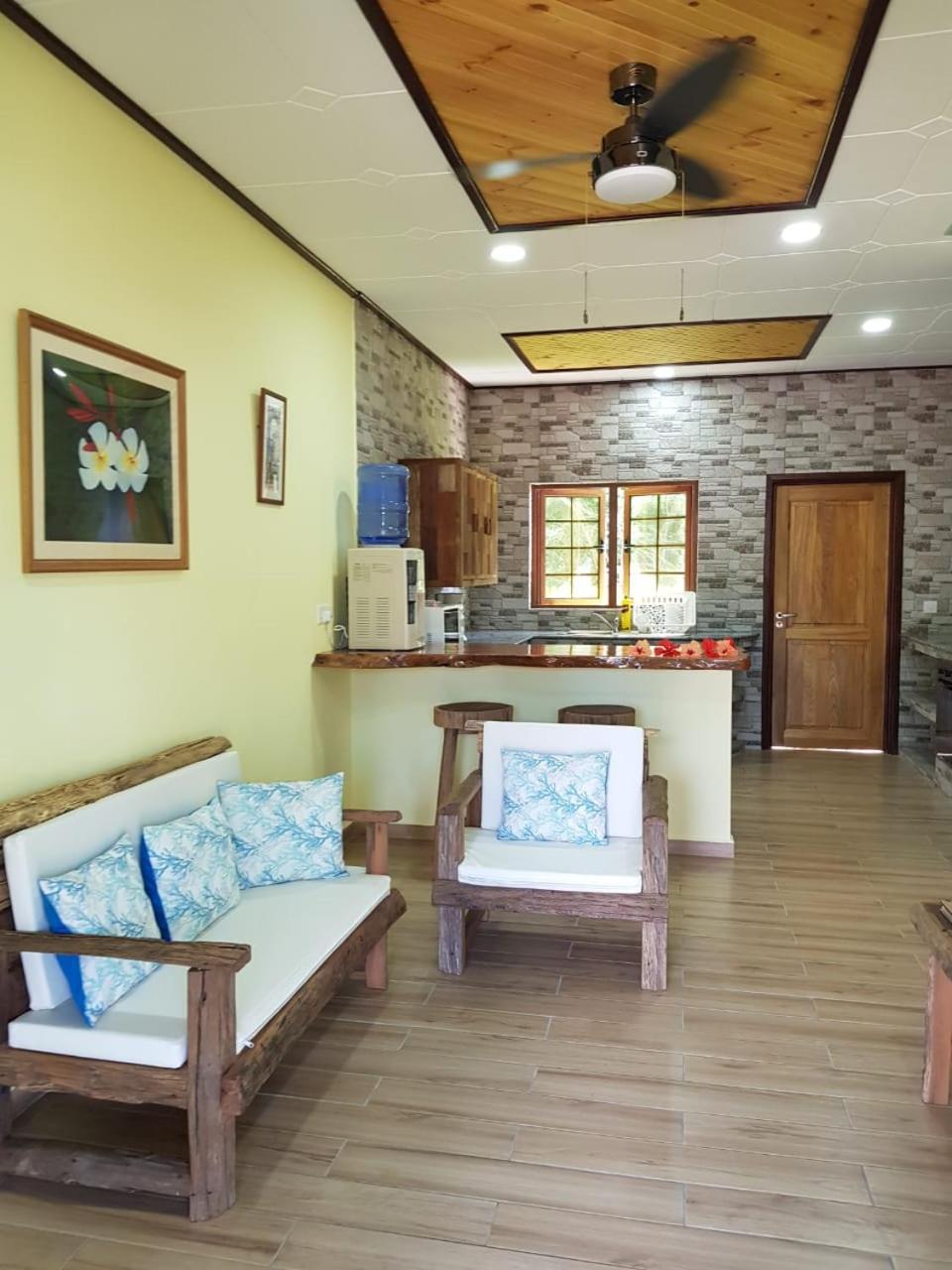 La Passe Holiday Villa Ла-Диг Экстерьер фото
